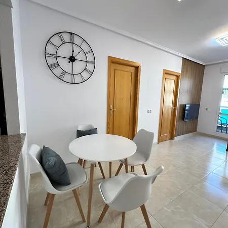 Del Cura With Balcony & Pool *