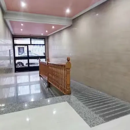 Del Cura With Balcony & Pool Torrevieja