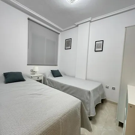 Del Cura With Balcony & Pool Apartment
