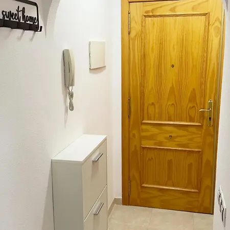 Del Cura With Balcony & Pool Apartment Torrevieja