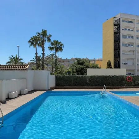 Del Cura With Balcony & Pool *